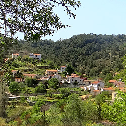 Vavatsinia Village